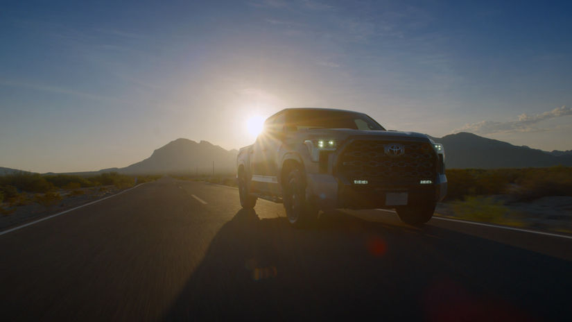 TOYOTA - TUNDRA